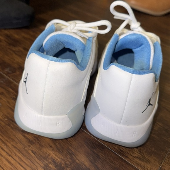 Air Jordan 11 CMFT Low 'White Army Navy Men's - Picture 4 of 4